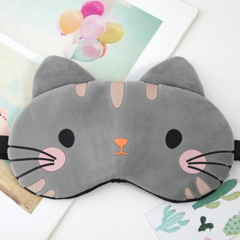 "Kuschelige Schlafmaske mit süßem Katzen-Design für erholsame Nächte"