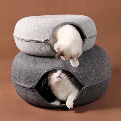 Kätzchenparadies: Donut-Katzenbett mit interaktivem Tunnel - Gemütlicher Schlafplatz und Spielzeug in Einem!
